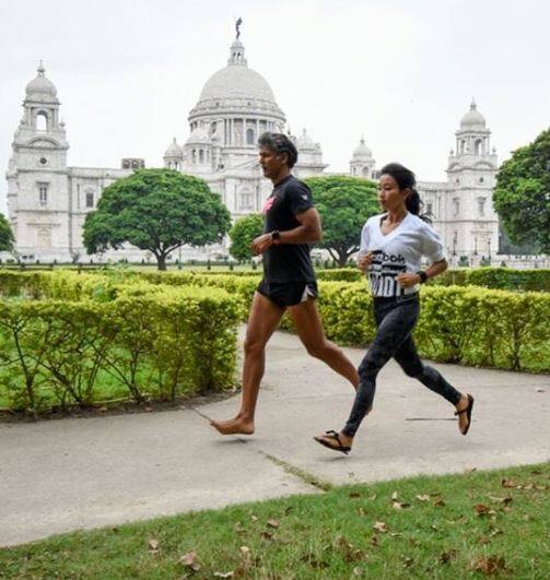 दोनों को अक्सर मॉर्निंग वॉक पर जाते देखा गया है. (तस्वीर: इंस्टाग्राम) 