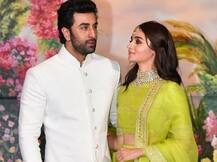 रणबीर कपूर की बहन रिद्धिमा ने आलिया को गिफ्ट किया डायमंड ब्रेसलेट