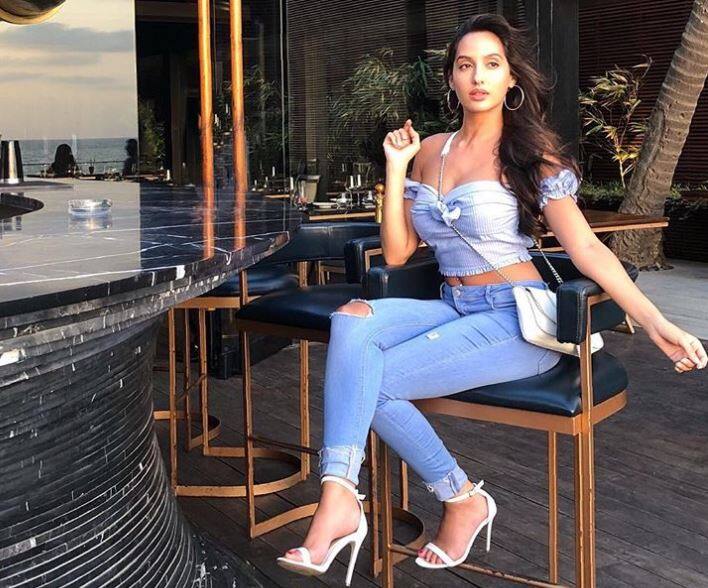 नोरा इससे पहले जॉन के साथ फिल्म 'रॉकी हैंडसम' के गीत 'रॉक द पार्टी' में नजर आ चुकी हैं. 