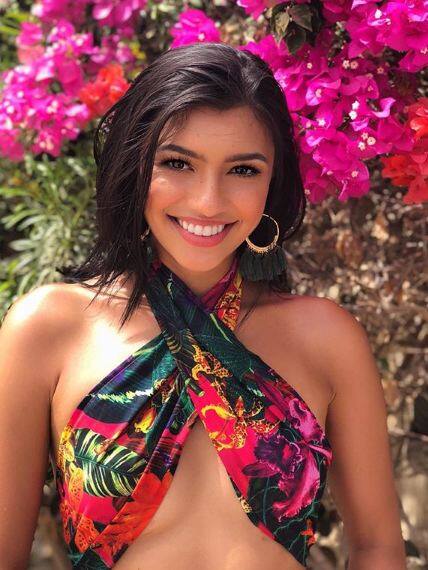 खास बात ये है कि थिया के पिता जर्मन और मां फिलीपींस की रहने वाली हैं. (तस्वीर: इंस्टाग्राम)