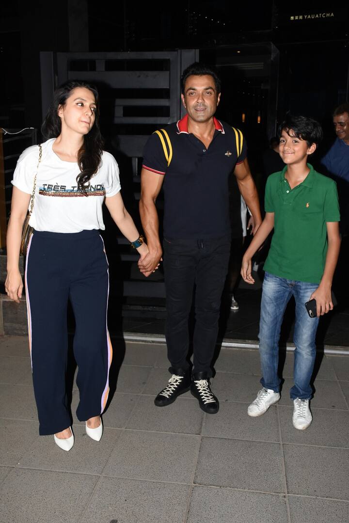 तान्या का 'द गुड अर्थ' नाम से शोरूम हैं. बड़े-बड़े बॉलीवुड सितारे तान्या के क्लाइंट हैं. (तस्वीर: मानव मंगलानी)