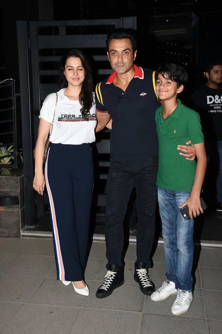 बॉबी देओल की पत्नी तान्या आहूजा देओल पेशे से फैशन डिजाइनर हैं. (तस्वीर: मानव मंगलानी)