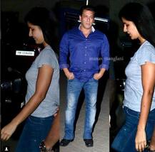 सलमान खान से मिलने महबूब स्टूडियो पहुंचीं कैटरीना कैफ, \'रेस 3\' की स्टारकास्ट भी आई नज़र