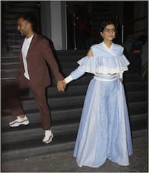 सोनम की फिल्म देखने पहुंचे उनके पति आनंद आहूजा, स्क्रीनिंग से आई हैं ऐसी रोमांटिक तस्वीरें