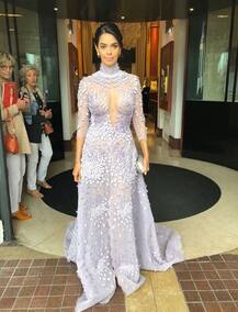 अपने HOT अवतार में लौटीं मल्लिका शेरावत, बिकिनी पहन करवाया फोटोशूट