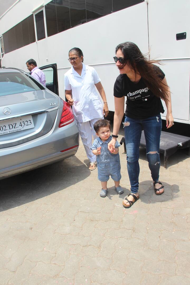 र किड्स की बात करें तो लोकप्रियता के मामले में तैमूर सबसे आगे हैं. अभी से तैमूर के सोशल मीडिया पर इतने फैन पेज हैं जितने शायद ही किसी और स्टार किड के हों. (तस्वीर: मानव मंगलानी)