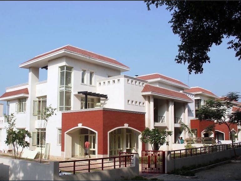 गेस्ट हाउस में गुजारनी पड़ी मुलायम को रात, तैयार हुआ अखिलेश का नया बंगला