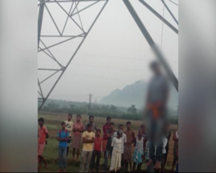 west bengal: one more bjp worker killed in Purulia's Balarampur पश्चिम बंगाल में एक और बीजेपी कार्यकर्ता की हत्या, बिजली के तार से लटका मिला शव
