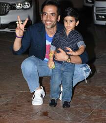 तुषार कपूर के बेटे लक्ष्य के बर्थडे पर स्पेशल गेस्ट बने तैमूर, अपने क्यूट अंदाज से छा गए