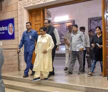 25 साल बाद साथ आ रही हैं SP-BSP, गेस्ट हाउस कांड की वजह से बढ़ी थी दूरी, जानें पूरी कहानी