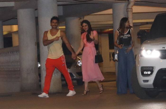 ऐसे में करीना के चेहरे के एक्सप्रेशंस भी देखने लायक हैं. (तस्वीर: मानव मंगलानी)