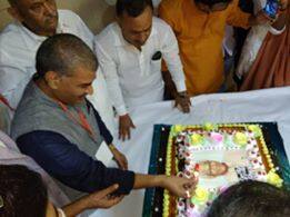 BLOG: जीते जी क्यों भुला दिए गए जॉर्ज साहेब?