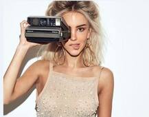 पूर्व इज़राइली सैनिक और मॉडल मारिया डोमोर्क ने कराया BOLD फोटोशूट