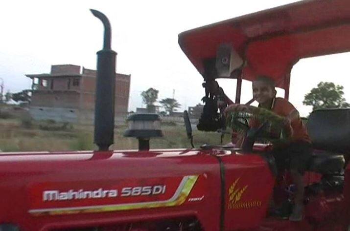 चांद बाबू ने बताया,