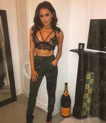 कैमरे के आगे सेक्स के बारे में ये क्या बोल गई हीरोइन