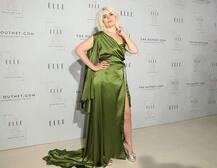 जब इवेंट में एंट्री करते ही हवा में उड़ गया इस हीरोइन का गाउन