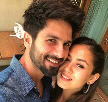 करीना को फॉलो कर रही मीरा कपूर? बेबी बंप के साथ मैगजीन के लिए दिया पोज