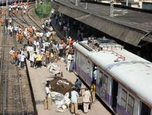 ट्रेन में सफर के दौरान ये हैं आपके अधिकार, तत्काल टिकट कैंसिल कराने पर मिल सकता है रिफंड, जानिए