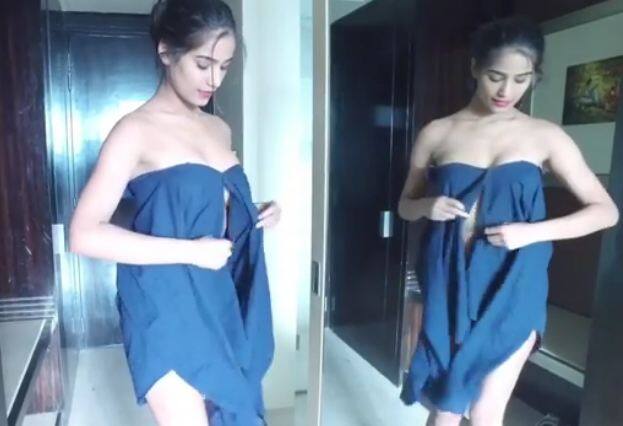 इस वीडियो को पोस्ट करते हुए पूनम पांडे ने लिखा है कि ‘टिप्स फॉर गर्ल्स’. फोटोः इंस्टाग्राम