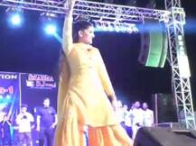 सपना चौधरी का वीडियो बनाने वाले पुलिसवालों पर गिरेगी गाज़, DGP ने दिए निर्देश