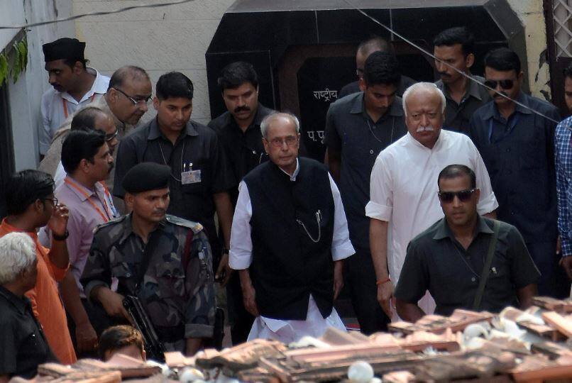 हेडगेवार को महान सपूत बता गांधी-नेहरू के राष्ट्रवाद का पाठ पढ़ाया- पढ़े प्रणब के भाषण की 10 खास बातें Pranab Mukherjee Speech Top 10 Highlights over RSS vs nationalism Nehruvianism patriotism and tolerance हेडगेवार को महान सपूत बता गांधी-नेहरू के राष्ट्रवाद का पाठ पढ़ाया- पढ़े प्रणब के भाषण की 10 खास बातें