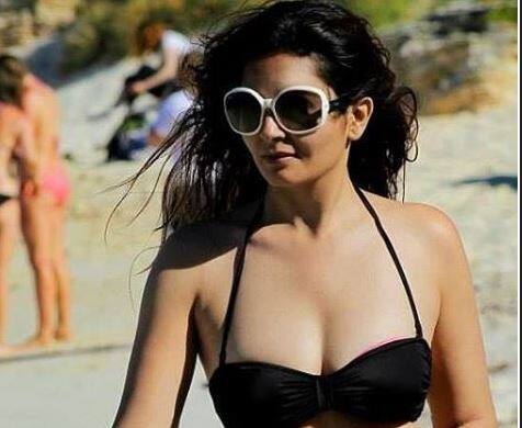  IN Pics: मिस फेमिना इंटरनेशनल शोनाली नागरानी गोवा बीच पर एंजॉय करती दिखीं