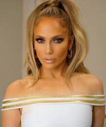 अपनी इन दिलकश अदाओं से फैंस को दीवाना बनाती है ये फेमस अमेरिकी पॉप सिंगर