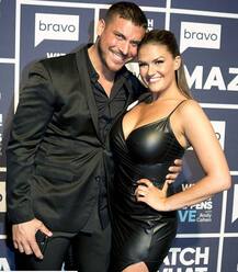 इस अमेरिकी स्टार जोड़ी ने गुपचुप की सगाई, इस अंदाज में बताकर चौंकाया सबको