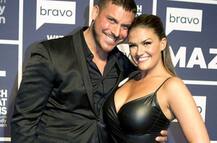 इस अमेरिकी स्टार जोड़ी ने गुपचुप की सगाई, इस अंदाज में बताकर चौंकाया सबको