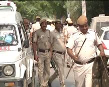 दिल्ली पुलिस के एनकाउंटर में इनामी बदमाश राजेश भारती समेत चार क्रिमिनल ढेर, 8 पुलिसकर्मी घायल