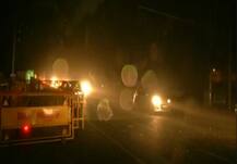 दिल्ली में आंधी-तूफान का असरः दिन में छाया रात जैसा अंधेरा, बारिश से गिरा पारा