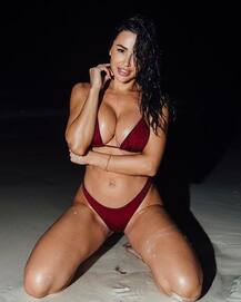 इतनी हॉट है इस हसीना की तस्वीरें, देखकर आपका भी दिल मचल जाएगा