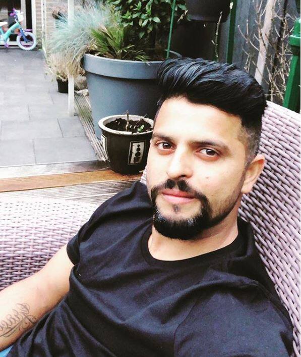 यूपी के मुरादनगर से ताल्लुक रखने वाले रैना अपनी बेटी और पत्नी प्रियंका के साथ दिल्ली में रहते हैं. (तस्वीर-इंस्टााग्राम)