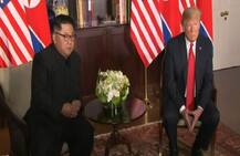 तस्वीरों में देखें, दुनिया के दो बड़े नेताओं किम और ट्रंप की ऐतिहासिक मुलाकात