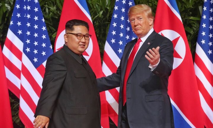 Donald trump targets media, said- some channels are downplaying the deal with North Korea किम के साथ मीटिंग को लेकर ट्रंप ने मीडिया पर साधा निशाना, कहा- फर्जी मीडिया अमेरिका का सबसे बड़ा दुश्मन