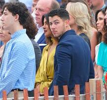 निक जोनास की मेहमान बनकर उनकी कज़िन की शादी में पहुंची प्रियंका, तस्वीरें वायरल