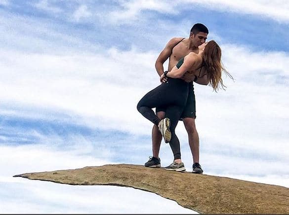 ‘पोटैटो चिप’ चट्टान से आप सैंट डियागों के उत्तर दिशा की खूबसूरती को बखूबी देख सकते हैं. फोटोः इंस्टाग्राम