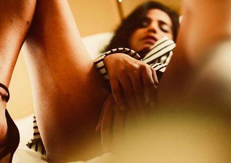 आपको बता दें, ये ‘BEDTIME STORIES’ पूनम पांडे की ऐप में मिलेंगी. फोटोः इंस्टाग्राम