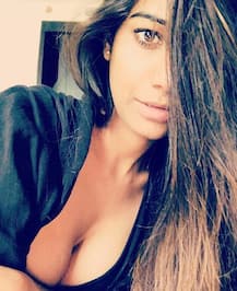 हफ्ते में तीन रात बिताएं पूनम पांडे के साथ, जानिए कैसे