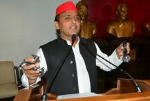 सरकारी बंगले की टोंटी लेकर प्रेस कॉन्फ्रेंस में पहुंचे अखिलेश, योगी सरकार ने कहा- इनकम टैक्स जांच करे