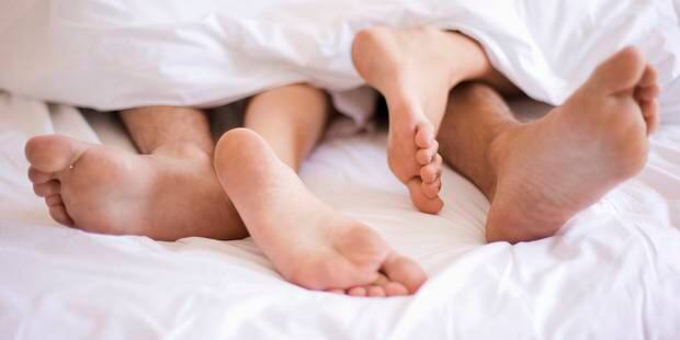 पीनस कैप्टिवस सिचुएशन तब होती है जब पीनस की मसल्स योनि के अंदर जाने के बाद बहुत ज्यादा हार्ड हो जाती हैं. साथ ही महिला की योनि की मसल्स भी काफी सख्त हो जाती हैं जिससे पीनस योनि में फंस जाता है. फोटोः गूगल फ्री इमेज