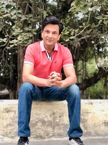 दंगों में जिस परिवार ने बचाई थी शेफ विकास खन्ना की जान, 26 साल बाद अब जाकर हुई मुलाकात