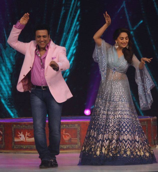 ''एक दो तीन'' गाने में माधुरी के डांस मूव्स ने फैंस के दिलों पर ऐसा जादू किया था कि दशकों तक फैंस अपनी फेवरेट एक्ट्रेस को भुला नहीं पाए थे. (तस्वीर-मानव मंगलानी)