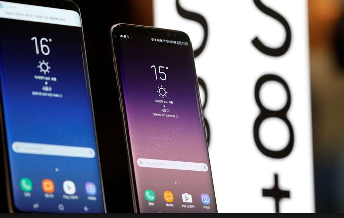 Flipkart Samsung Carnival: Galaxy स्मार्टफोन्स पर 12,000 रुपये तक की बड़ी छूट मिल रही है
