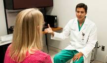 उसे दीवानों की तरह प्यार करता हूं लेकिन ब्रेस्ट इंप्लांट करवाए तो छोड़ दूंगा