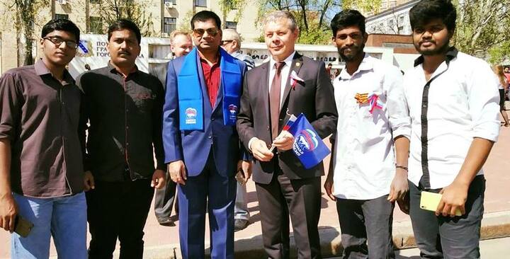 अभय बताते हैं कि वो शूरू से ही राष्ट्रपति से प्रभावित रहे हैं जिसके कारण उन्होंने राजनीति में कदम रखा. तस्वीर: फेसबुक 