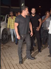 Race 3 Screening: फैमिली सहित पहुंचे सलमान खान, फिल्म देखने के लिए लगा बॉलीवुड के दिग्गज सितारों का मेला