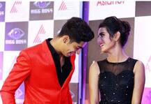 Video: विंक गर्ल प्रिया प्रकाश अपने ‘हीरो’ अब्दुल रहूफ के साथ दुबई में कर रही हैं एंजॉय