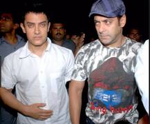 फैंस ने ट्विटर पर उड़ाया \'रेस 3\' का मजाक, फिल्म देखने से पहले आमिर खान ने दिया ये रिएक्शन