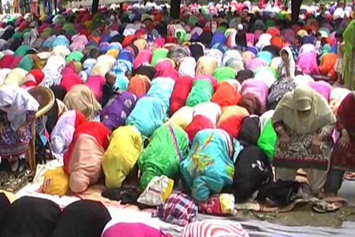 मोहम्मद इकबाल मुहम्द्दी के मुताबिक यह यूपी की एक मात्र ऐसी ईदगाह है जहां पर महिलाएं नमाज अदा करती हैं. यह सिलसिला लगभग 80 साल से चला आ रहा है.